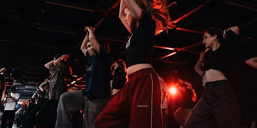URBAN CHOREOGRAPHY DANCE