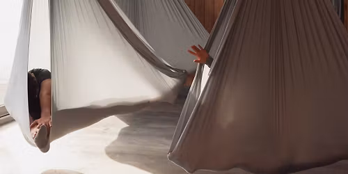 Yin A\u00e9rien \/ Aerial Yin