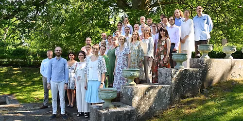 Uppsala Vokalensemble ger sk\u00f6rdefestkonsert i vackra Salsta slott