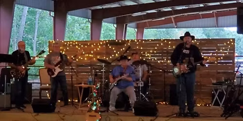 Lug NutZ at The W Resturant