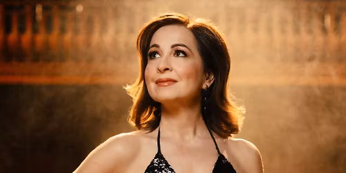 Szekeres Adrien: Zongor\u00e1ra hangolva, adventi koncert