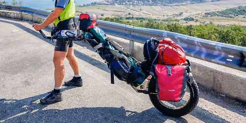 "zu Fu\u00df nach Jerusalem- 6000km von Deutschland-Israel" Stefan Spangenberg zum 27.Weltsichtenfestival