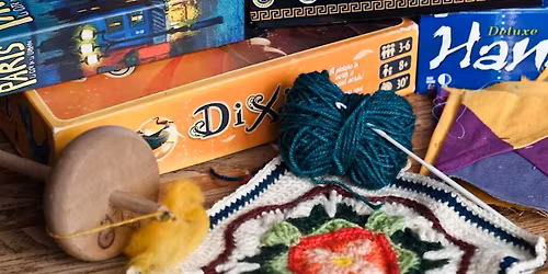 Soir\u00e9e artisanat et jeux de soci\u00e9t\u00e9 \/ Crafting & Games Night