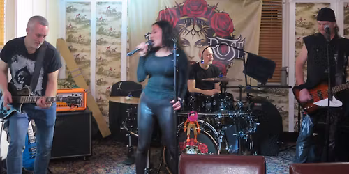 Bad Rose @ Folkstone Harbourside Square