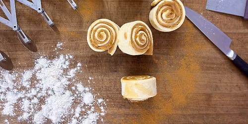 Fall Cinnamon Roll Class