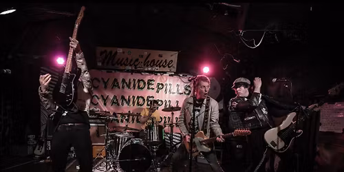 Cyanide Pills & The 50 Kaitanz \/ Hamburg - Hafenklang - Goldener Salon