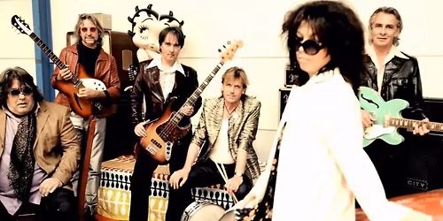 VAN SKAI \u201cdoet de deur dicht\u201d