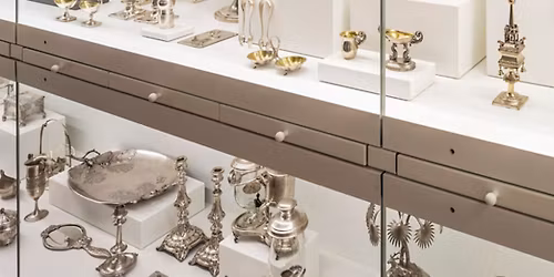 Spotkanie dla os\u00f3b 60+. Gabinet Sreber i Plater\u00f3w Warszawskich na nowo