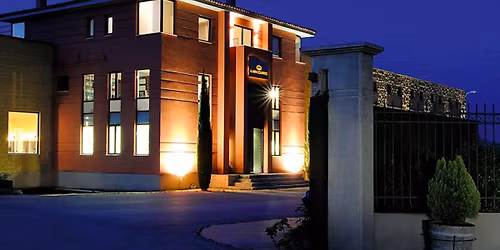 Lafazanis Ving\u00e5rds rundtur med Vinsmagning og Smagsrejse