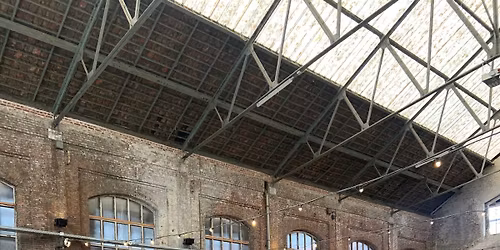 WEGGEEF IN DE HAL - Hal 5