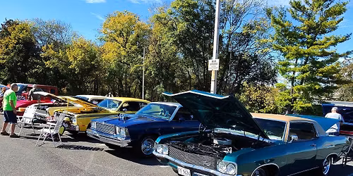 Friday night cruise-in at Havana Hagerstown 