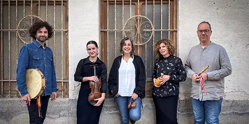 Mujeres con Ra\u00edz en Murcia