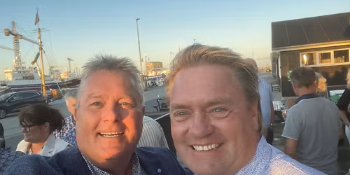 Fredagsfest med Johnny Hansen og S\u00f8ren Riis
