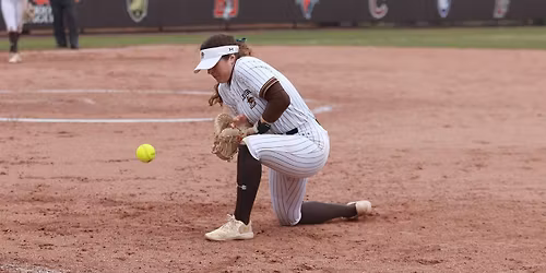 Parking Lehigh Mountain Hawks at Holy Cross Crusaders Womens Basketball