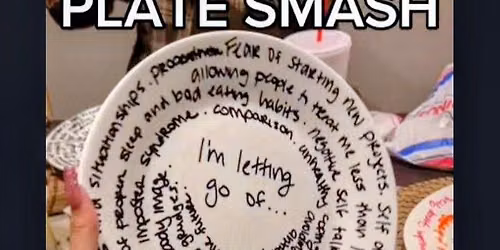 Plate Smash Party