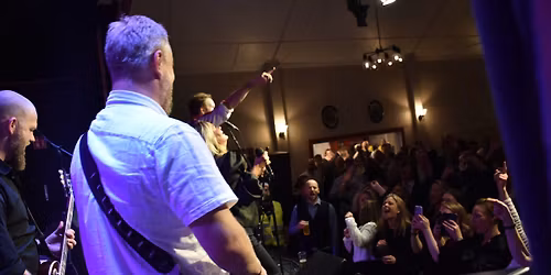 Julerock med Za-Zaa l\u00f8rdag 13. desember 2025