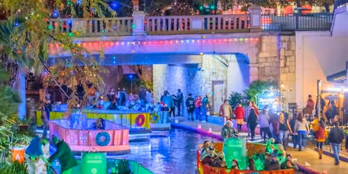 Hotel Contessa\u2019s 1st Annual Christmas Tree Lighting