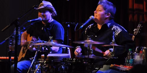 Dowdy Park Summer Concert Series w\/ Mama's Black Sheep