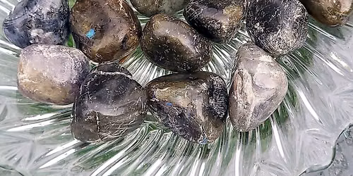 \ud83d\udd2e Crystal Cave: The Magic of the Threshold \u2022 Labradorite