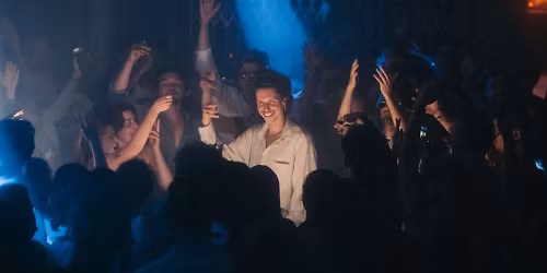 Chris Luno, Monkey Safari in Greater London