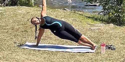 lunchtime yoga at Britannia Park