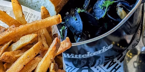 November Mussel Mania!