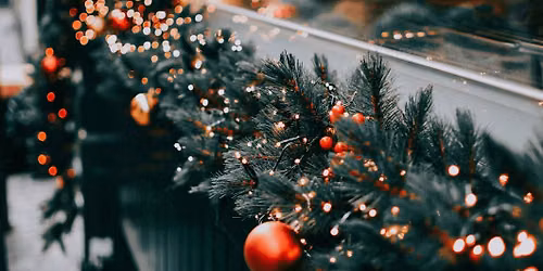 Christmas Garland Workshop