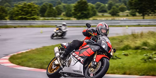 Motorrad-Schr\u00e4glagen-Training Bosch Pr\u00fcfzentrum Boxberg