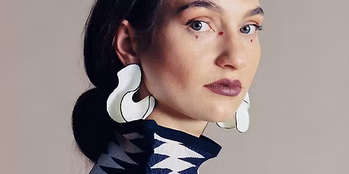 Anna Buchegger live @ r\u00f6da