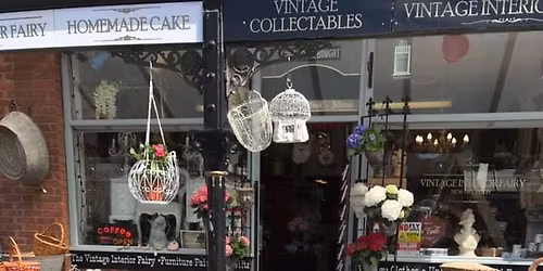 Frenchic Furniture painting for beginners by the sea 