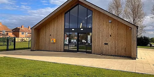 Merryoaks Community Hall Gardening Day