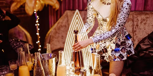 Hawthorn feat. Mackswell + Special Guests