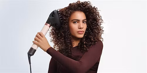 Dyson Beauty on the Canals \u2013 Masterclass Curly Hair Routine