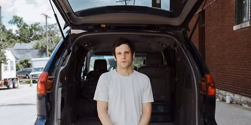 Parking Ryan Davis and the Roadhouse Band