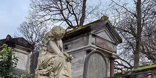 Les escapades de V\u00e9ro : un apr\u00e8s-midi au p\u00e8re Lachaise (Paris)