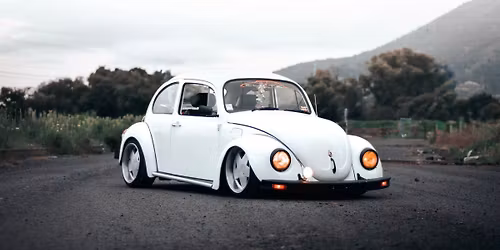 III.M\u00e1rkaf\u00fcggetlen Garage Klubtal\u00e1lkoz\u00f3 Balatonbogl\u00e1r