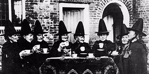 Brujas Night