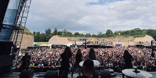 Unearth, Employed To Serve in Marseille
