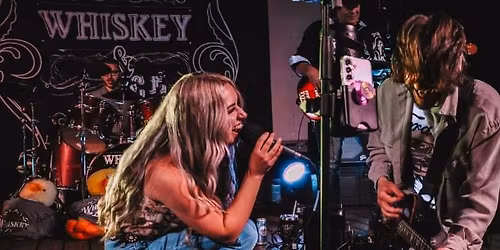 🎸Whiskey & Lace Rocks Charlies Bar!! 🎸 