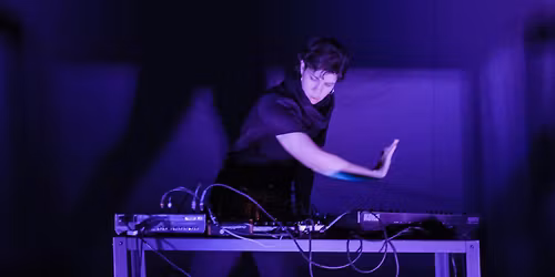 Kiezsalon w\/ Richard Youngs, C. Lavender and Jessica Moss