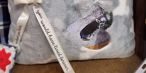 Pop-up with Deb's custom keepsake memory bears