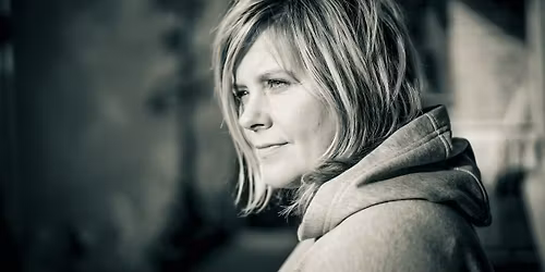 MARIE FRANK & UDFLYTTERNE