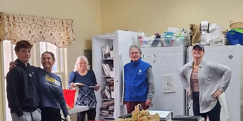 Thanksgiving Food Basket Making.