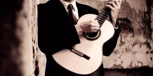 Jason Vieaux in Concert