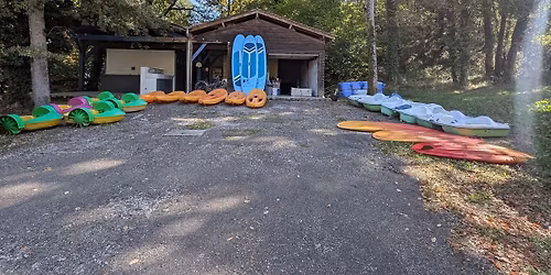 Vide Garage base de loisirs