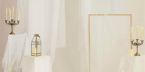 Holiday Minis at South Facing Windows