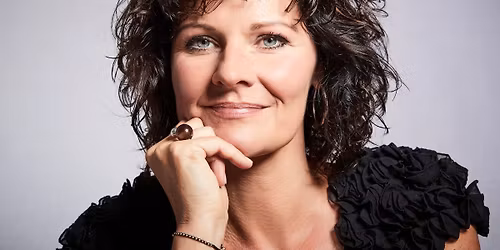 MUSIK IM RATHAUS Gilching: STEFANIE BOLTZ Trio - Female