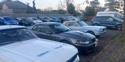 Herts monthly meet at The Crocodile EN8 9NQ