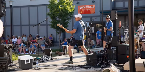 Live in the Plaza 