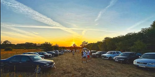 V. Bogr\u00e1csoz\u00f3s car meet!